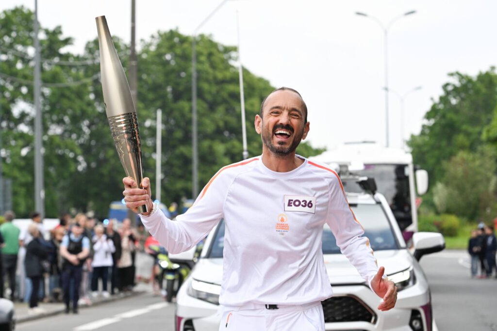 relais de la flamme des jeux olympiques de paris 2024