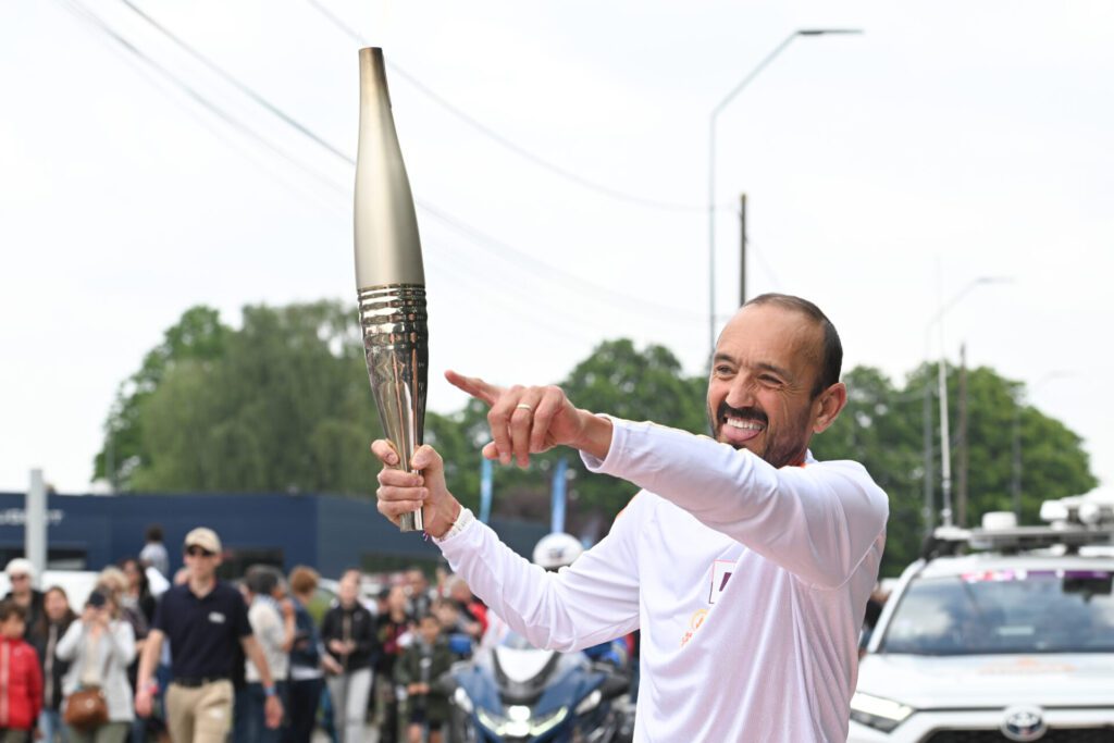relais de la flamme des jeux olympiques de paris 2024